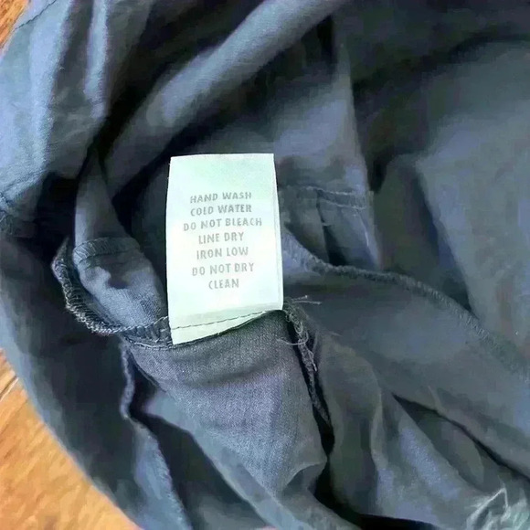 HYFVE true navy button down belted romper w/ front and side pocket details Sz S - Picture 7 of 7